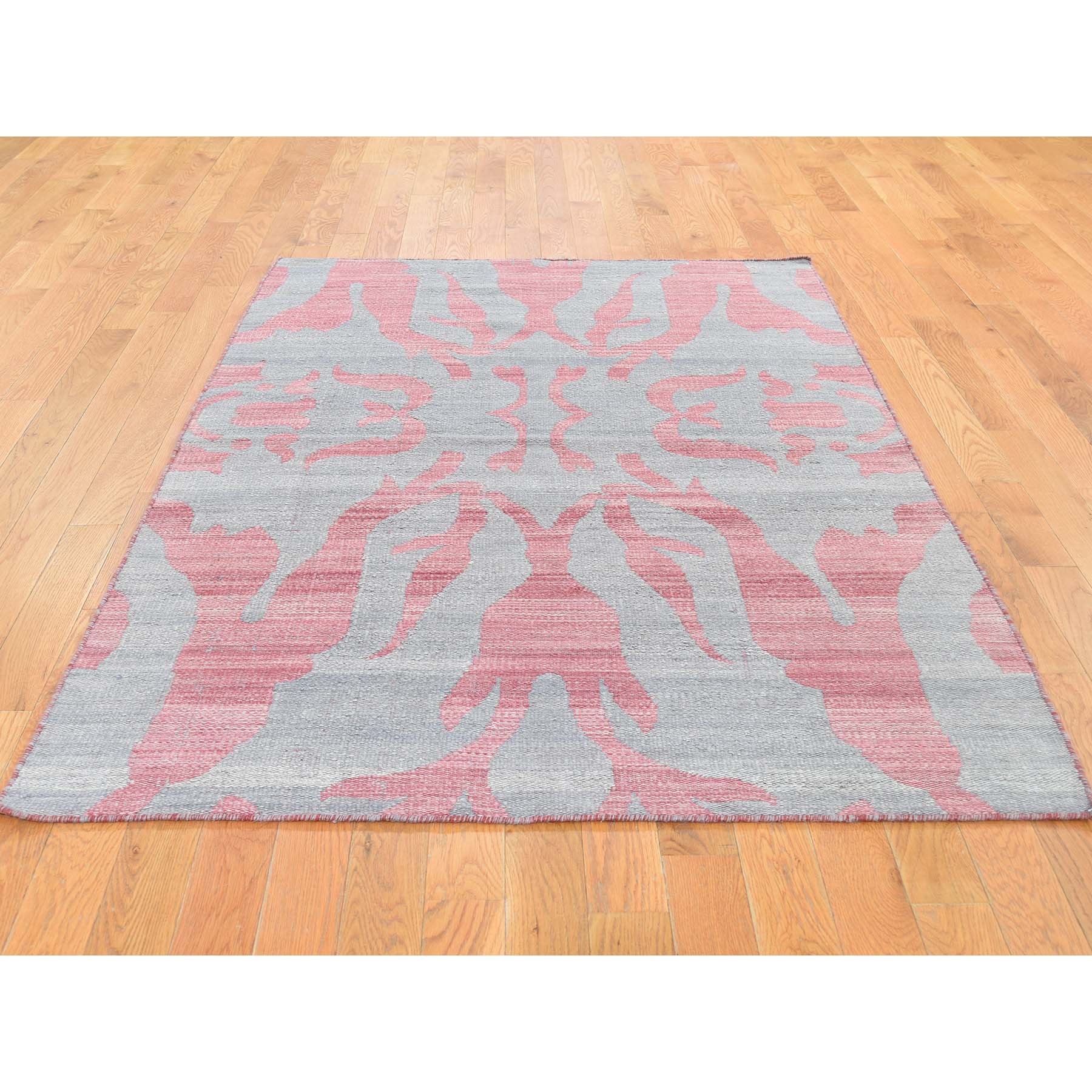 Traditional Wool Hand-Woven Area Rug 4'0